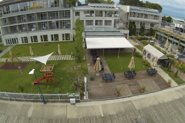 Hotel Yacht Wellness & Business (Siófok)